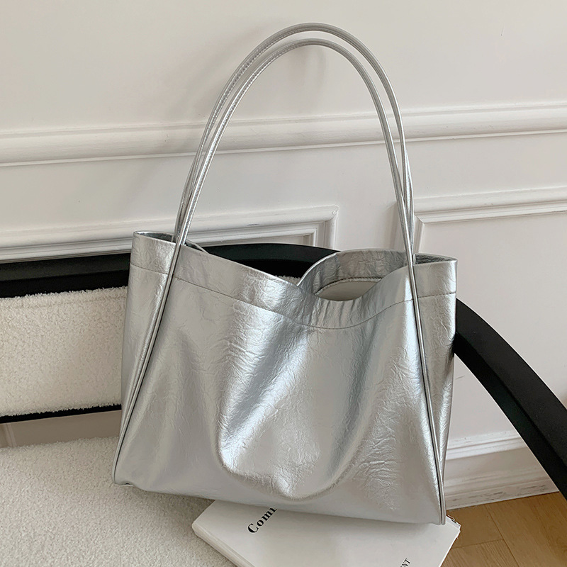Women Bags On Sale - Sacs à main et sacs fourre-tout