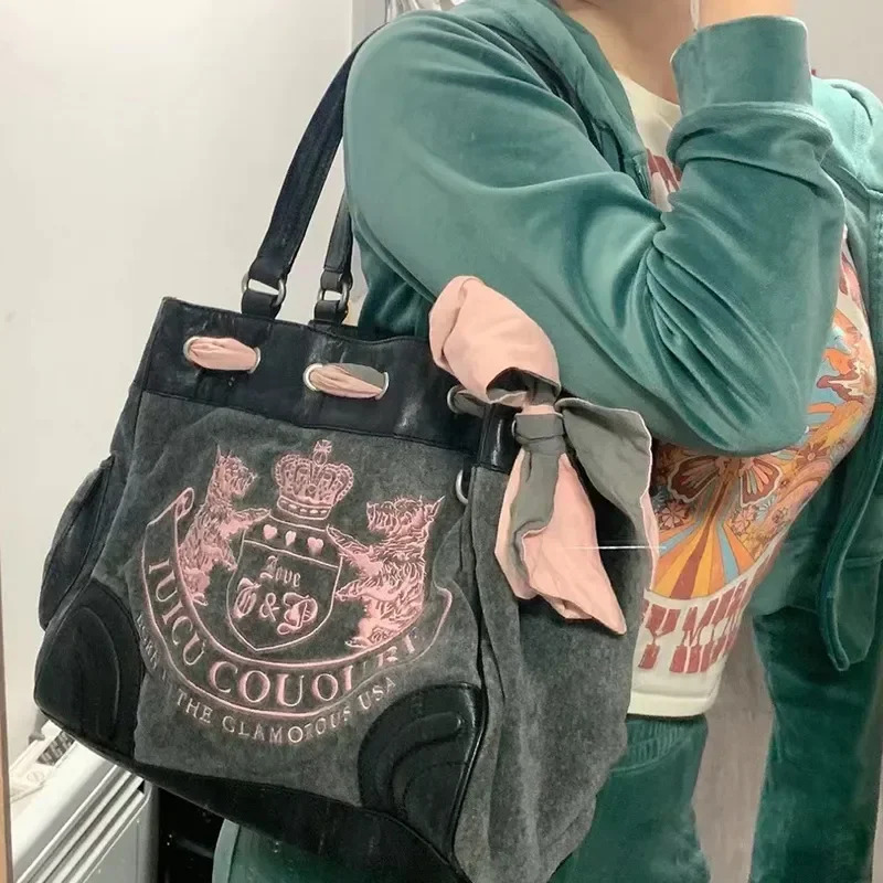 Sac fourre-tout grande capacit - Women Bags 2026 Trends avis et prix