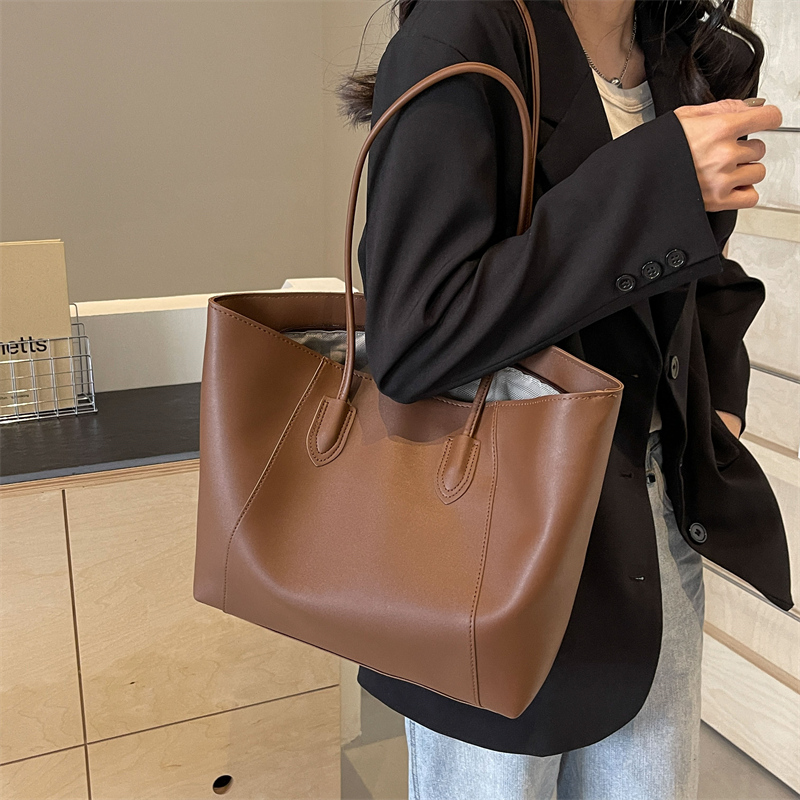 Sacs fourre-tout à fermeture é - Women Bags On Sale avis et prix